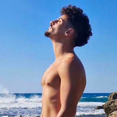 MaxCouriel's profile picture. 