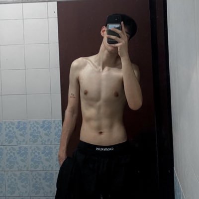 higuys_9's profile picture. 