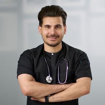 داستان های عجیب بیماران رو با حفظ حریم شخصی + آموزش با شما به اشتراک میذارم.
♦کانال یوتیوب من 👇🏻