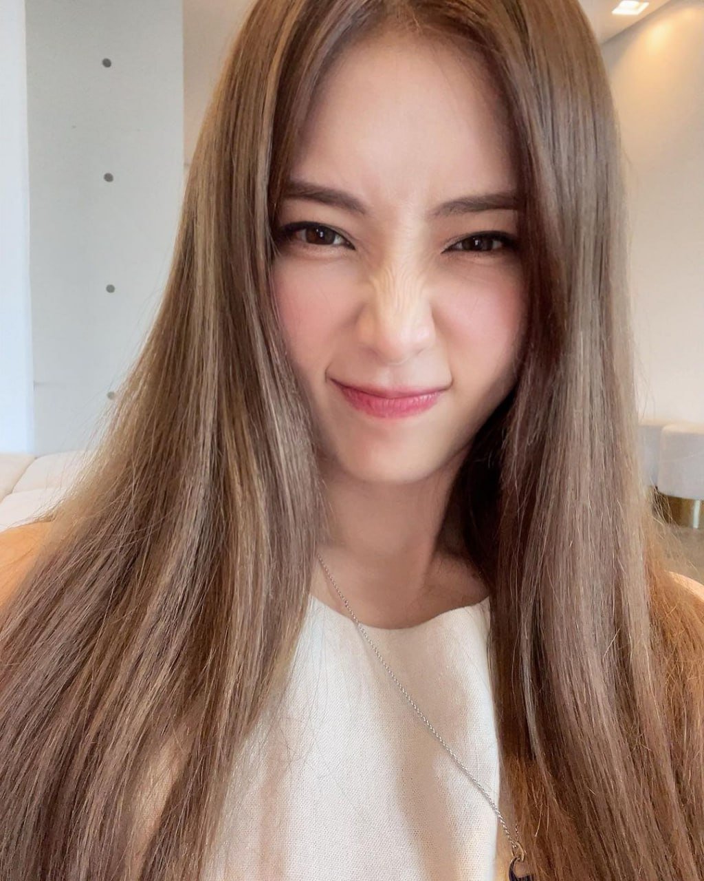 Tasineenneathy's profile picture. 