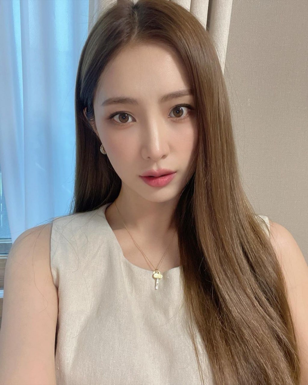 DywhoreGhpvkQh's profile picture. 