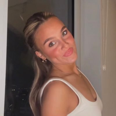 zararenw_x's profile picture. 