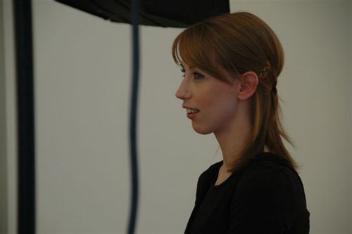 Beauty blogger, makeup artist and lover of good music!