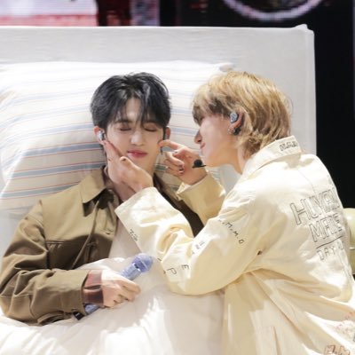 iKON(ot7)🐰|B.I🆔|THE BOYZ😸|SEVENTEEN🐸🐯🍒 20220531. fan account | Haikyuu | 🏐🐉🇯🇵| MHA | AAashirakorn🐱🎸 BUS ft. ขายของตอนร้อนเงิน #pdjkforsale_rv