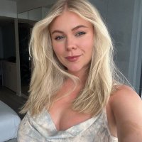Alina (@dahlia119281) 's Twitter Profile