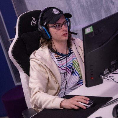 • 21
• Operations Manager for @ChampsForge
• Skibidi Gu Mine @Fleur2k_
•