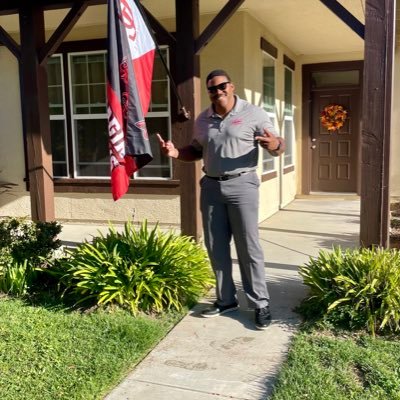 College football and MMA fan. UL Class of 2014. Ragin Cajun for life 🏈 🤟🏾⚜️🔥