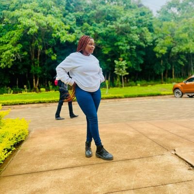 Entrepreneur👌 (Shoes, clothes, mesh, Bonnets, Scrunchies, snacks and many more)
Development Economist ♥️
A farmer in making 🕯️🕯️
ARSENAL HUN❤️❤️❤️❤️❤️🥳🥳