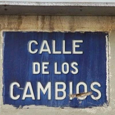 Zaragoza España 🇪🇸. LaÚnica constante en mi vida es el cambio. Los sueños los cumplo.
La hierba es azul.
