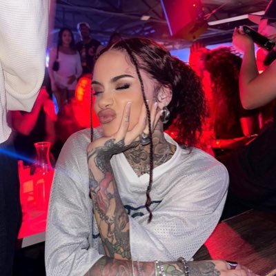 loves kehlani sza demi lovato fletcher carol biazin e renee rapp