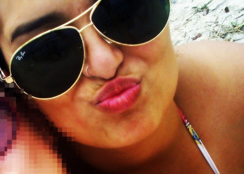 O que eu mais uso e o @Leenacwb