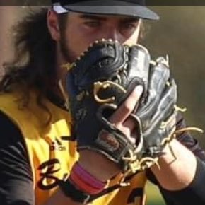 Love God, Family, Baseball and Tennessee Football! I sell beverages for a living!