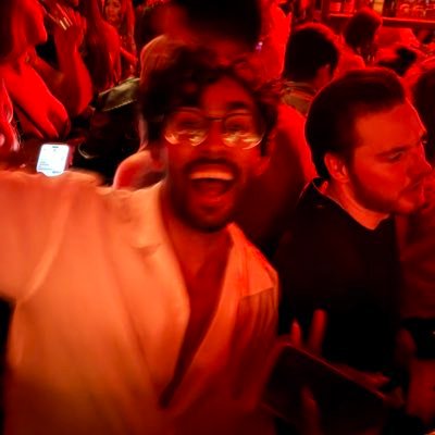 arj_8834's profile picture. 