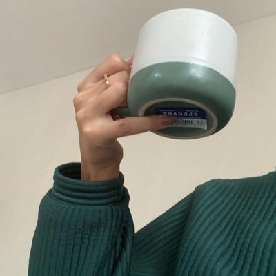 77iiwii3's profile picture. تمسّكوا بحَبل الله ، فَـحِبال الناسِ واهيـة.