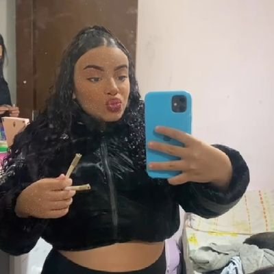 se meu brilho ofusca, eu faço brilhar de novo✨🦋
2016/2024💖