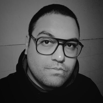 29 años. Argentino, nerd e hincha de Racing. The real gordo Linkin Park. Critical Role. Dungeons and Dragons. Star Wars. Cosmere. Mangas-Animes. Video juegos.