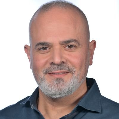 Journalist
News editor and Anchor - Radio Free Lebanon
Head desk - annahar website