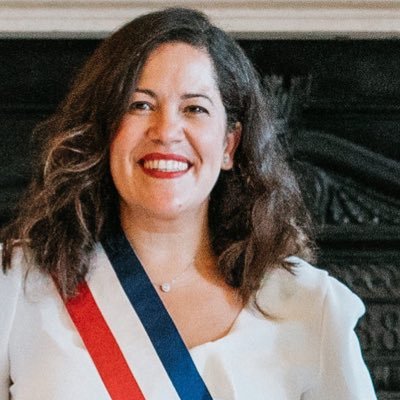 Élue @VilledeNeuilly Entrepreneur @HECAlumni Prés. @Initiatives_IES Resp dvpt territorial IDF @HorizonsLeParti Cand #Législativ 2024 (HOR) /2022 (indép/MP) #Mum