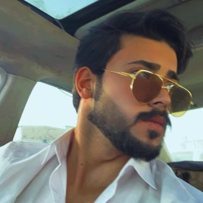 aubm_4's profile picture. ﻼ تدور أشباهيّ آنا مالي شبه.𖤍