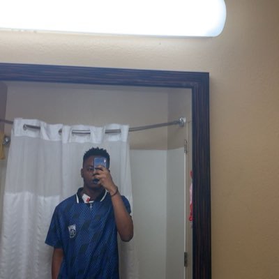 terryst99's profile picture. https://t.co/1rwYrruE9m