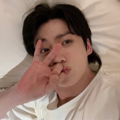 taewiwis's profile picture. 𝗢𝗻𝗹𝘆 𝗕𝗮𝗻𝗴𝘁𝗮𝗻 || BTS PAVED THE WAY || No 74 daesang, no opinión.