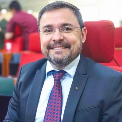 👨💼 Deputado Estadual
📝 Jornalista e Professor
🎭 Ex-secretário de Cultura do Piauí