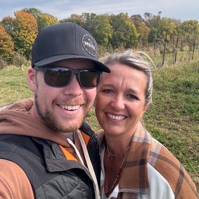 mlucas2001's profile picture. 