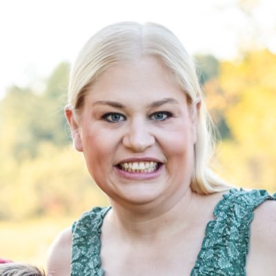 PHL ➡️ PIT, academic RN, votes blue, gardening, cooking, NPR, soccer/hockey and dog mom, ISFJ, blonde moments & RTs. #ITP #CKD #abortionishealthcare ♊️ 🌈-ally