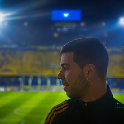 Viajero. Periodista, Community Mánager y Agente de Prensa. Cubrí 13 años a Boca, el club de mis amores. Viajar es invertir en felicidad. ✈🌎