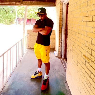 Ville made me. #Ncat Alum. #BGMM Iota Beta Sinfonian. φνπ | Klass of the Ea$t ♦️ Father | Husband | Veteran