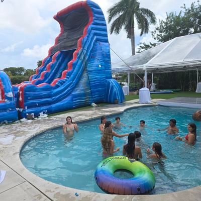 PartyWithLamont's profile picture. Party with Lamont 
Pool parties, fun games, bounce house's water slides concessions, and more contact me for the new number and website