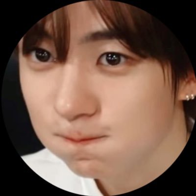 こんにちは、僕、昨夜産まれたサクヤです。財布を落としてしまったので616000000000000㌆貸してください。隣にりヨウもいます。こんにちは、りヨウですヨイ🎶🎶