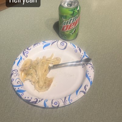 Leeviefn7's profile picture. backup for @Leeviefn