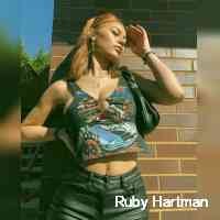 hartmanrby's profile picture. schranklingerie also la  occasionally sf