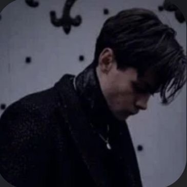 heyitsxav's profile picture. the heart is an arrow / https://t.co/CFsBduhDZw