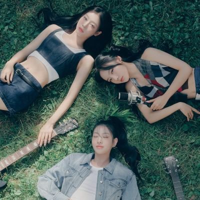 posting for our #Sio #Aran and #Saena of #ablume 𐦍༘⋆ @ablume_official