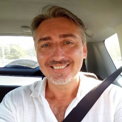 fear59039861461's profile picture. me vs me