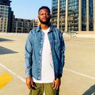 Digital Product Designer | Visual Artist - Curator @Soundpallets & @finessedeejays