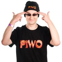 _demo (@demotivator13) 's Twitter Profile