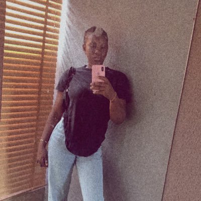 ebosesbos's profile picture. 