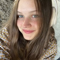 brez 😑 (@rosybrez) Twitter profile photo