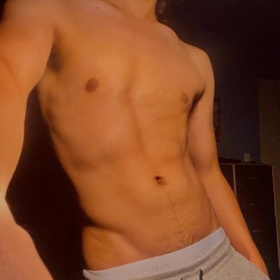 CruLuca3's profile picture. Libra, 1.60❤️