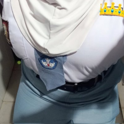 pinkyblos's profile picture. Optimist in progress 🌱