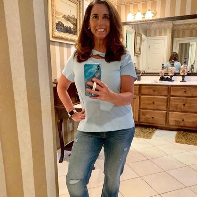 Stepha_ne0's profile picture. One of a kind 🤍! Psalm 37:4