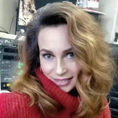 Belgian-born 🌍 | New Media Professional | Exploring the digital world from the U.S. 🇧🇪→🇺🇸 | Bridging cultures through stories and innovation 📲✍️