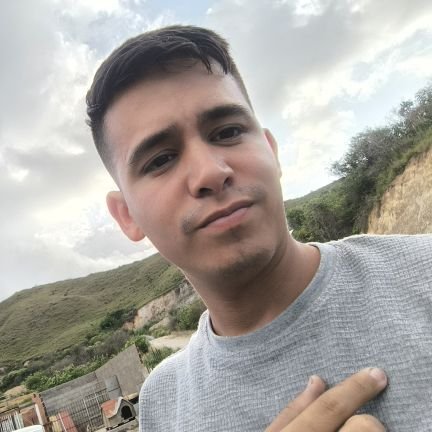 carlos200697's profile picture. Servidor público 
Comunicador Popular

Optimista y soñador 

 #VENEZUELAVICTORIOSA