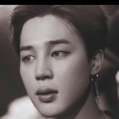 💜 Older and wiser. BTS ! Appreciate your life and friends and never take either for granted only here for BTS