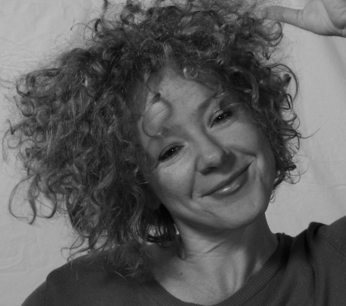 GrowYoga2gether's profile picture. Yoga :: Art :: Ayurveda :: Motherhood :: Fitness :: Nature :: Breath :: Homegrown :: Homesewn :: I love fabric, people and being upside down.