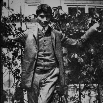 spiiiderw3eyes's profile picture. #kafkaesque // 19