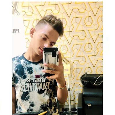 utkarsh_si24099's profile picture. 